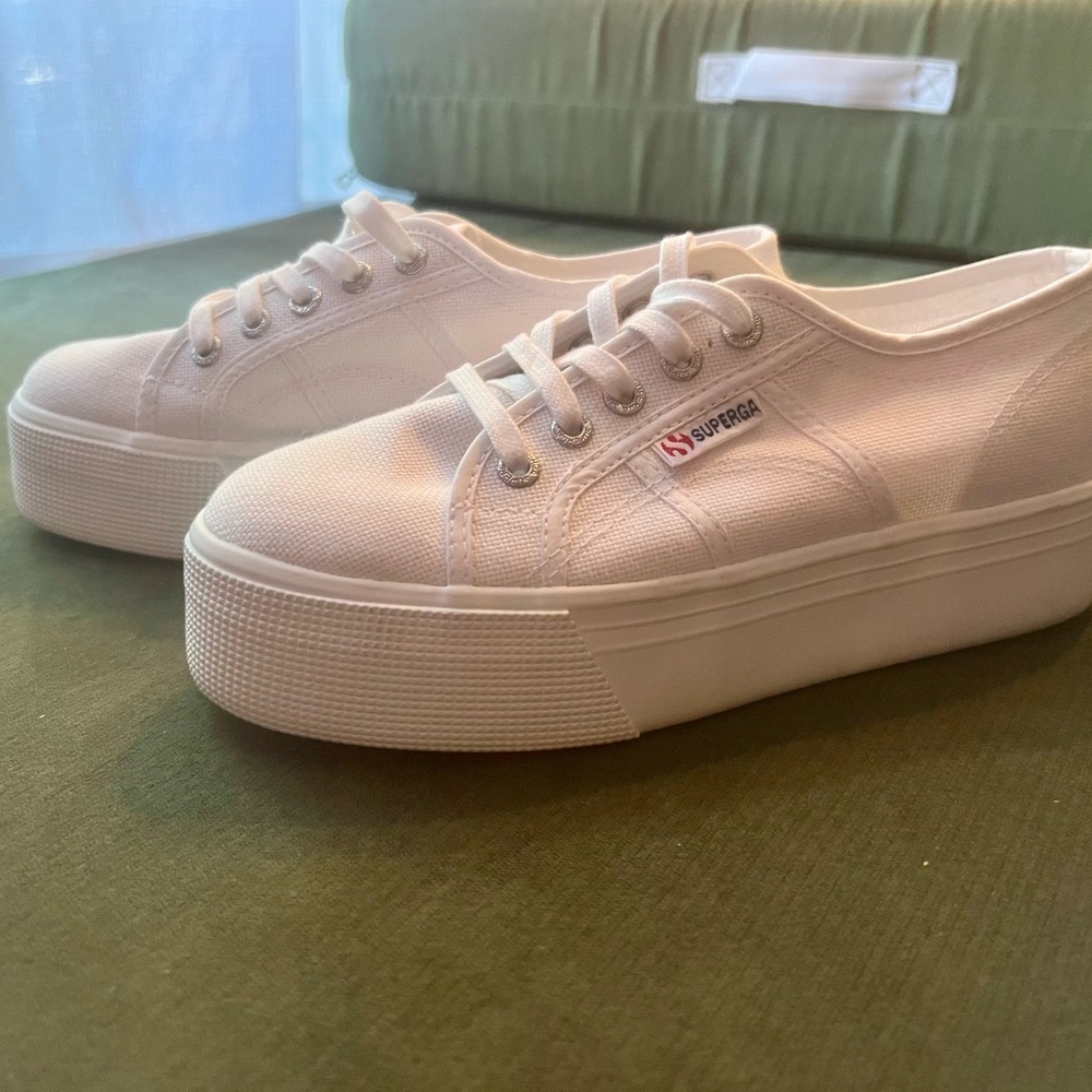 Superga size 37 1/2 shoes